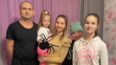 Volodymyr with his family before the russian invasion of Ukraine in 2022 — BBC News.