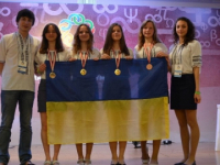 Українські дівчата стали найкращими в Європі на олімпіаді з математики, зображення, фото