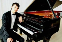 16-річний українець Адріан Ерп отримав премії у трьох номінаціях ХХІІ міжнародного конкурсу піаністів, зображення, фото