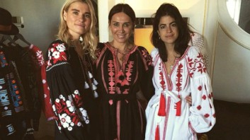 Для дівчат - важливо: українська вишиванка - модна в усьому світі