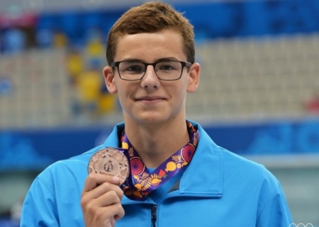 Андрій Хлопцев, шістнадцятирічний плавець, що переміг на Європейських іграх в Баку