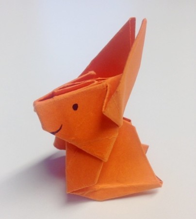 Майстер-клас з орігамі: робимо паперового кролика.
