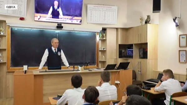 Одеський учитель з фізики Павло Віктор став популярним ютуб-блогером