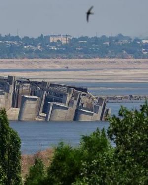 The Nova Kakhovka dam in Kherson collapsed unleashing a flood in southern Ukraine - BBC News.