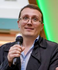 Сергій Винниченко, театральний аналітик