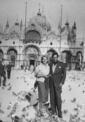 Графиня Ліліан д’Алефельд (Алефельд)-Лаурвіг та Серж Лифар у Венеції (1961 р.)