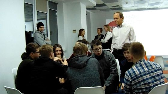 Фінська освіта та секрет Ейнштейна. Чи можуть українські школярі навчитись робити бізнес в Україні? Відповідь від школи StartNow - ділові ігри в реальному контексті
