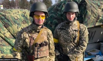 Ukraine war: The friends who fought Russia's invasion 2022. Maxsym Lutsyk (left) and Dmytro Kisilenko (right) believe Russia has made its biggest mistake  — BBC News.