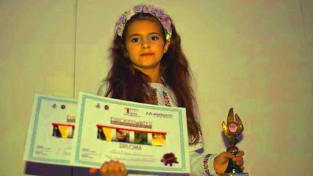 Восьмирічна українка Марія Воловод Христодуліду перемогла на міжнародному пісенному фестивалі Eurokids, Італія